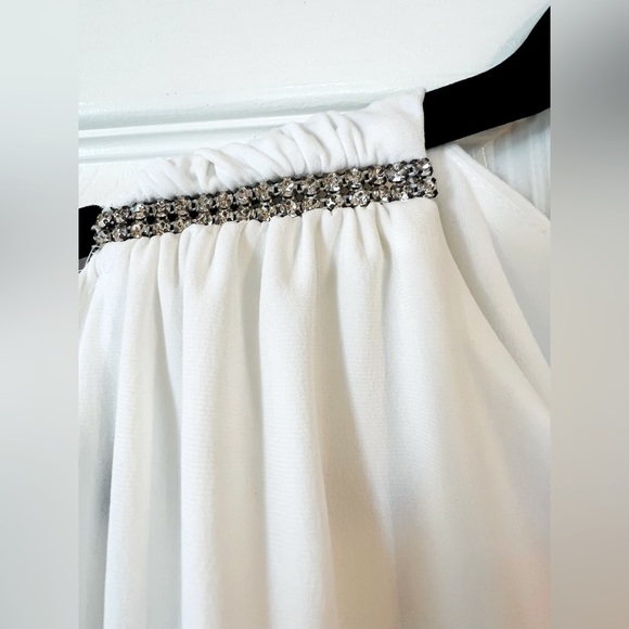 CACHÉ Crystal Embellished Cold-Shoulder dress. Size L - Picture 6 of 12